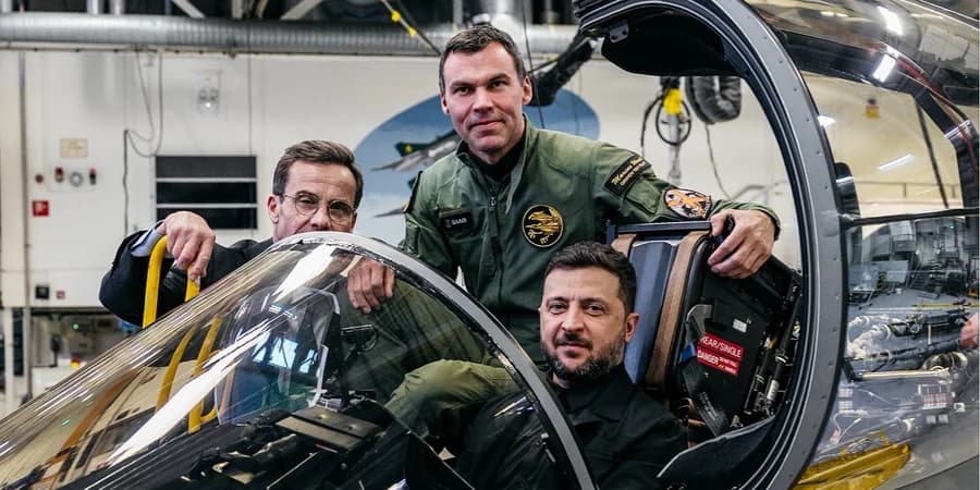 When will Swedish Gripen aircraft fly in the skies of Ukraine?